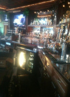 Dock 33 À l'intérieur