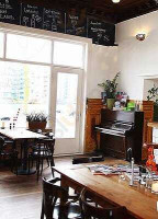 Eetcafé De Herinnering À l'intérieur