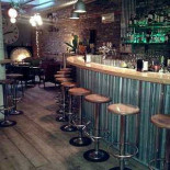 Dedakkas À l'intérieur