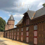 Koetshuis De Haar Exterior