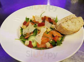 Ricky's Sportsbar food