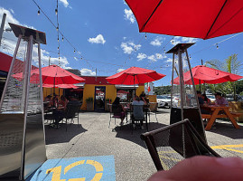 Mr.crab Bistro outside