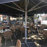 Plaza De Frietkraam Zo À l'intérieur