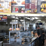 Plaza De Frietkraam Zo À l'intérieur