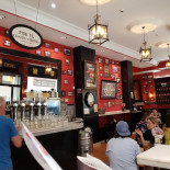 Bij Bart À l'intérieur