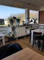 Haje Afsluitdijk Zurich B.v. Zurich Exterior