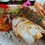 De Auw Pastorie Born Nourriture