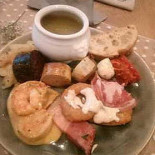 Au Vi Houget Nourriture