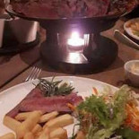 Au Vi Houget Nourriture