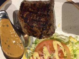 Caves Gourmandes Comida