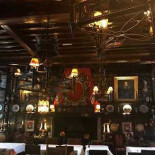 Au Fil Du Temps À l'intérieur