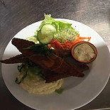 La Dernière Pièce food