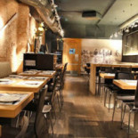 L'autrement À l'intérieur