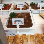 Ploy Pochana Nourriture