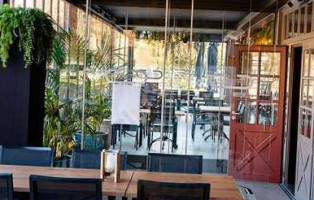 Eetcafé Hippodroom inside