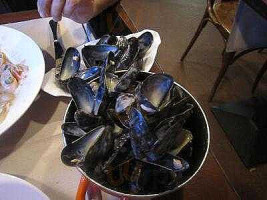 Chez Le Capitaine food