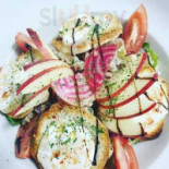 Au Colombophile Nourriture