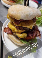 Faubourg 101 food