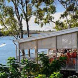 Frank De Bot Exterior