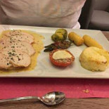 L'enclos Des Frenes Nourriture