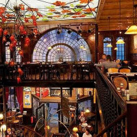 Odette À l'intérieur