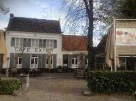 Cafe Exter Exterior