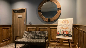 De Lange Muur Dadizele inside