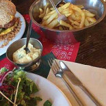 Den Gulzigen Bok Nourriture