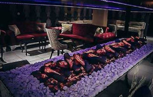 Brasserie 211 Dentro