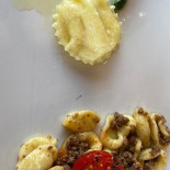 Yasimmo (le Saxophone) Nourriture