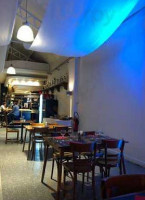 L'union Nautique Dentro