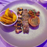 Bouchon Et L'assiette (le) Nourriture