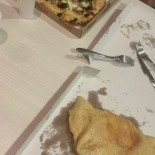 Black'n White Comida