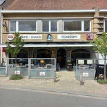 L'etoile Cuisine Slave Outside