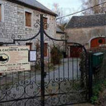 La Cachette Exterior