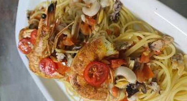 Passione Della Pizza food