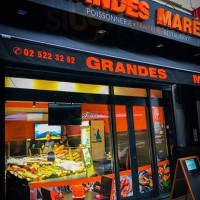 Grandes Marées Exterior