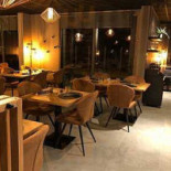 Frites Burgers Co À l'intérieur