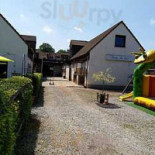 Vinifera Shop, Bites Exterior