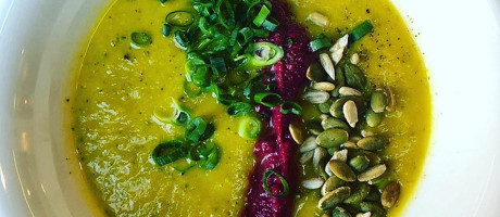 Simone's Kitchen food