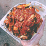 Minos Bij Ward En Eleni Nourriture