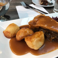 Nemo's Seafood Sushi food