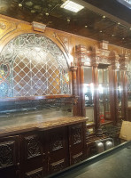 Le Passe Simple À l'intérieur