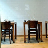 Henri À l'intérieur