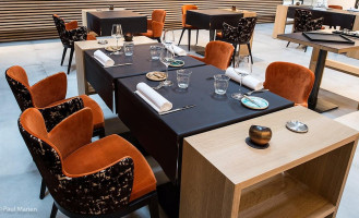 Le Lieu À l'intérieur