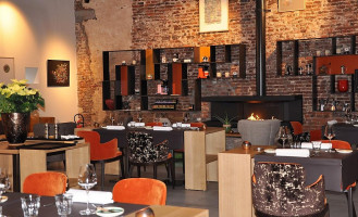 Le Lieu À l'intérieur