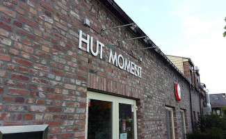 Hutmoment Exterior