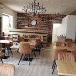 Antonio À l'intérieur