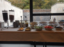 Mashar Pide À l'intérieur