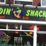 Din'Ô Snack Exterior